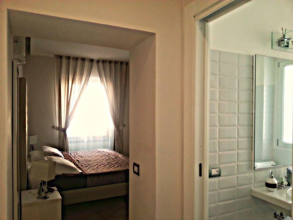 Rome River Inn Esterno foto
