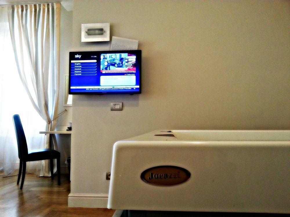Rome River Inn Esterno foto